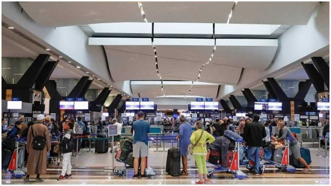 Omicron Variant: FG condemns British travel ban, reveals most infected travellers from UK Omicron Variant: FG condemns British travel ban, reveals most infected travellers from UK