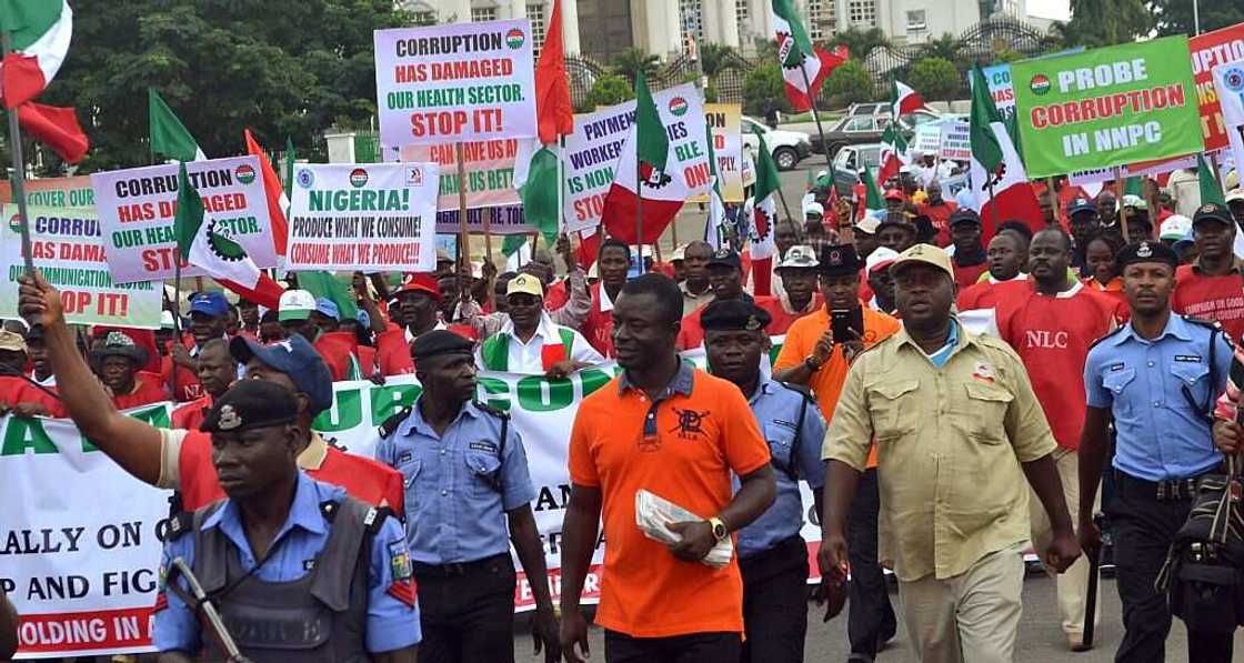 Gunmen Kidnap NLC Chairman From His Home in Cross River State Gunmen Kidnap NLC Chairman From His Home in Cross River State