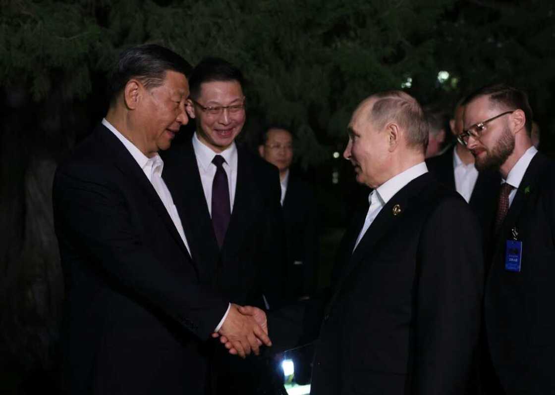 Xi and Putin held an intimate meeting Thursday afternoon at the palatial Zhongnanhai leadership compound Xi and Putin held an intimate meeting Thursday afternoon at the palatial Zhongnanhai leadership compound