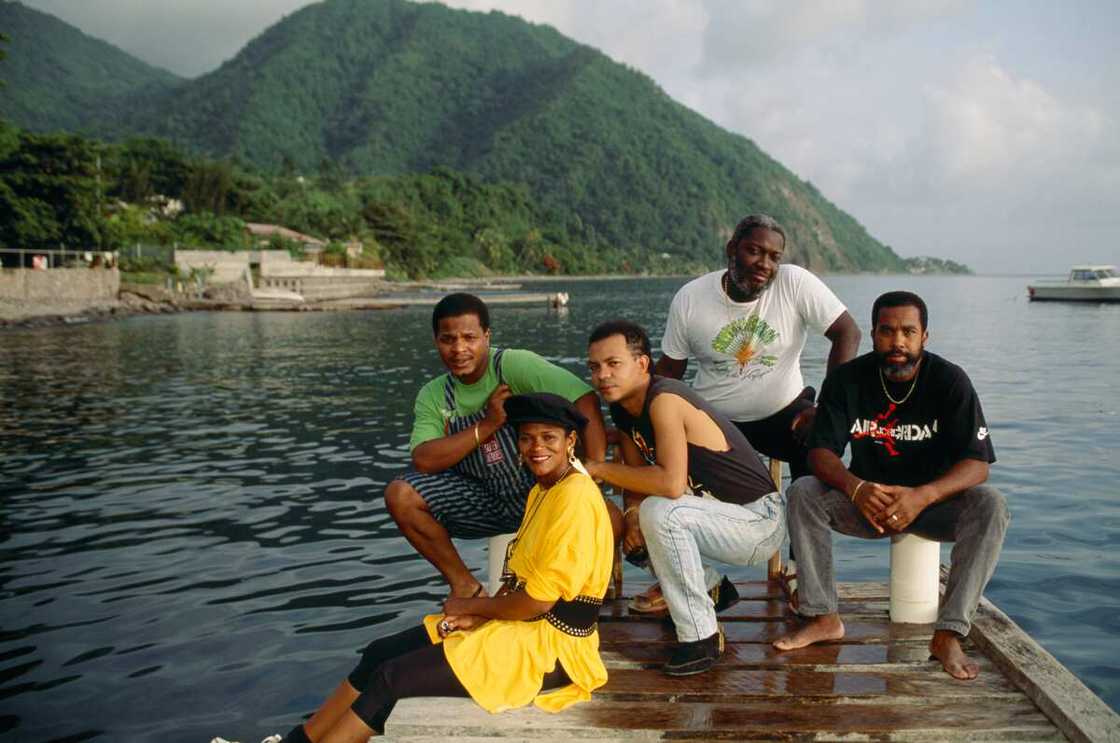 Le Zouk: le danser, ses origines, ses tubes Le Zouk: le danser, ses origines, ses tubes