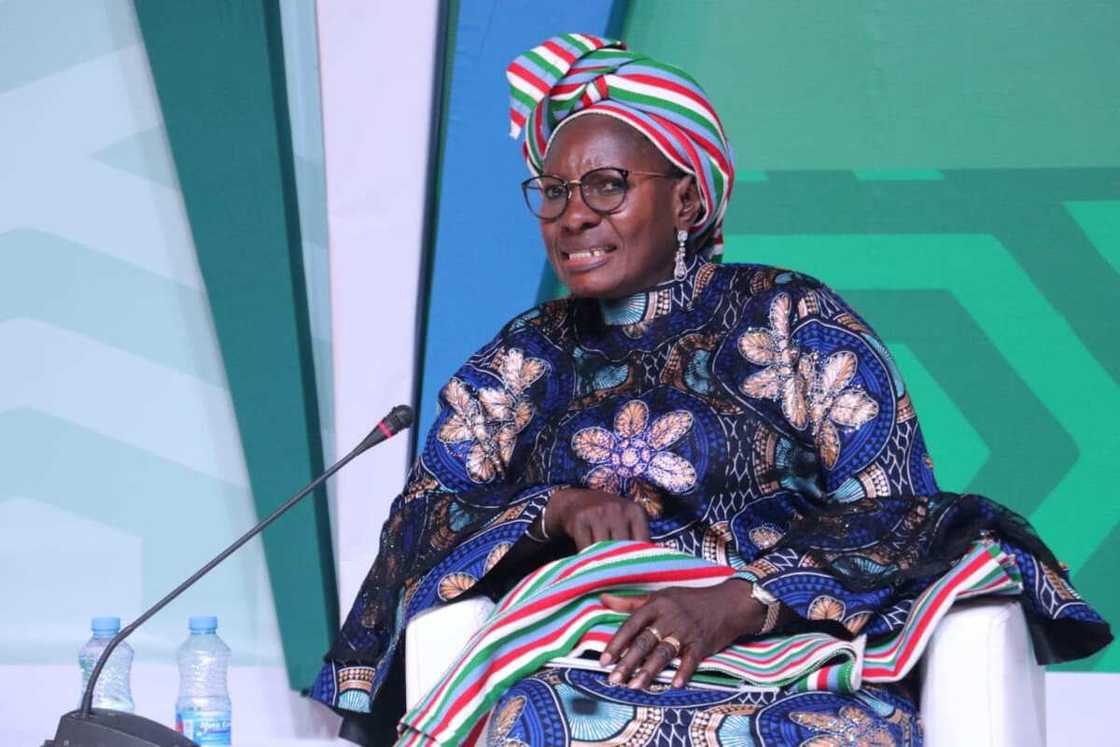 Pauline Tallen Pauline Tallen