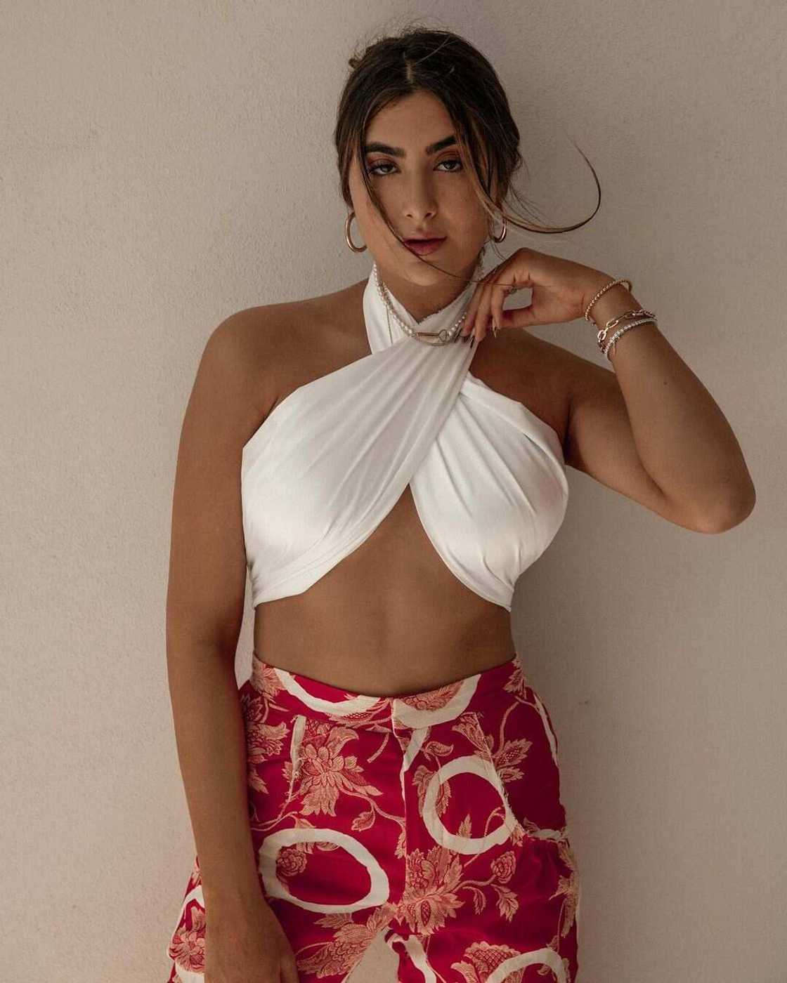 Nicolette Gray Nicolette Gray