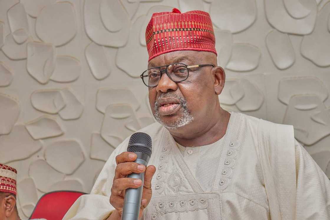 An ba Hanga kujerar sanata ta Shekarau An ba Hanga kujerar sanata ta Shekarau