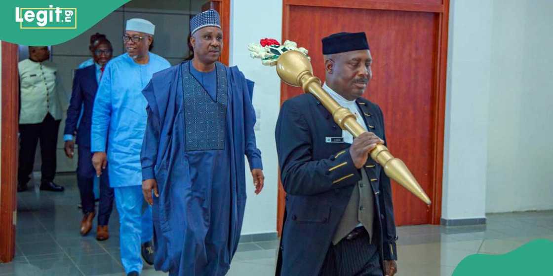 An gabatar da kudurin soke harajin tsaron yanar gizo a majalisar wakilai An gabatar da kudurin soke harajin tsaron yanar gizo a majalisar wakilai