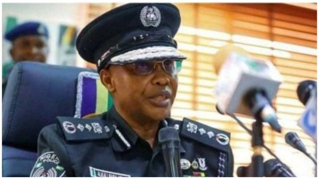 Breaking: Officer Goes Berserk in Maiduguri, Guns Down 6 Colleagues Over Misunderstanding With His Wife Breaking: Officer Goes Berserk in Maiduguri, Guns Down 6 Colleagues Over Misunderstanding With His Wife