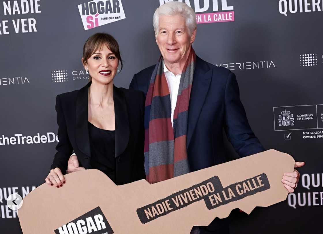 Richard and Alejandra Gere pose on the red carpet