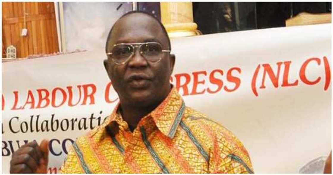 Kungiyar Ma’aikatan Najeriya sun ja daga da Gwamnoni 26 kan karin albashi Kungiyar Ma’aikatan Najeriya sun ja daga da Gwamnoni 26 kan karin albashi