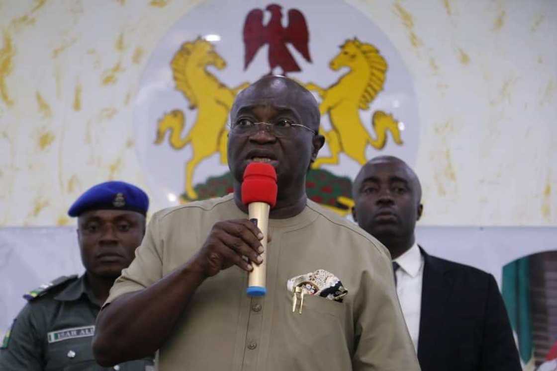 Okezie Ikpeazu Okezie Ikpeazu