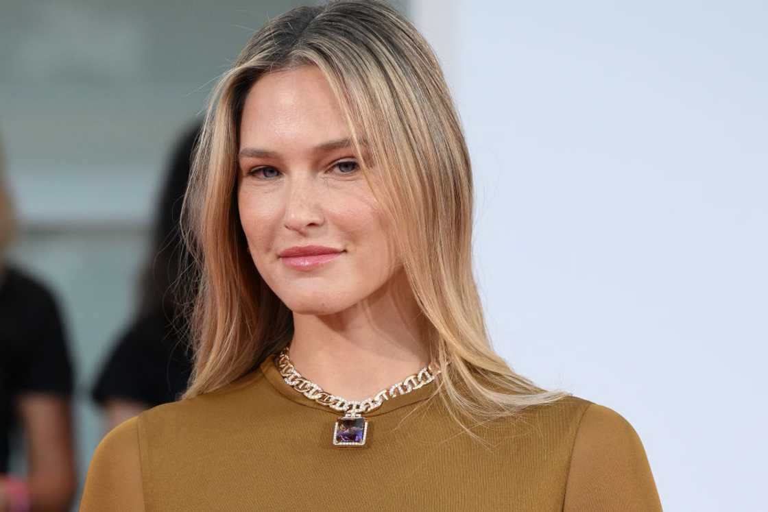 Bar Refaeli at a film festival