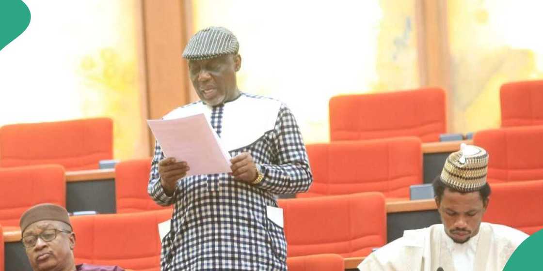 Moro, Senate Moro, Senate