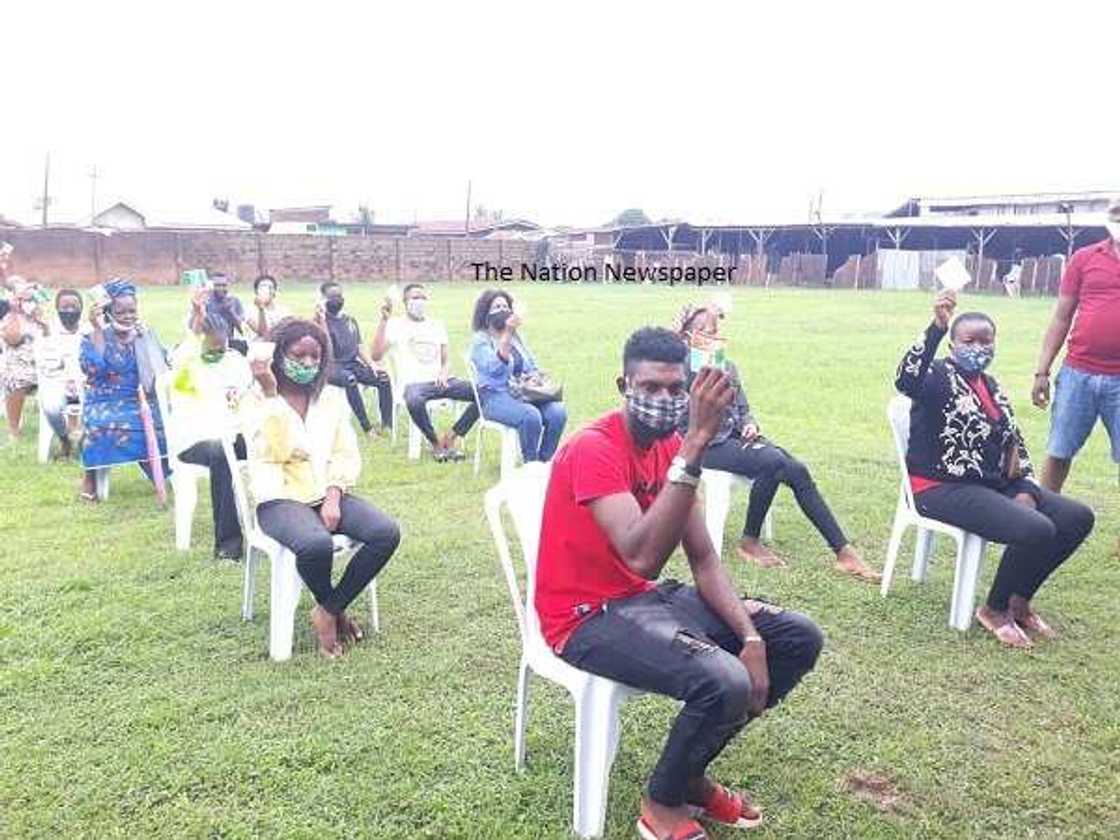 APC ta fara zaben fidda gwanin takara na gwamnan jihar Edo
Hakkin Mallakar Hoto: Jaridar The Nation APC ta fara zaben fidda gwanin takara na gwamnan jihar Edo
Hakkin Mallakar Hoto: Jaridar The Nation