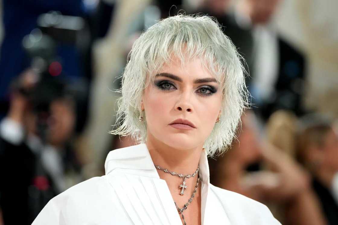 famous people with hooded eyes famous people with hooded eyes