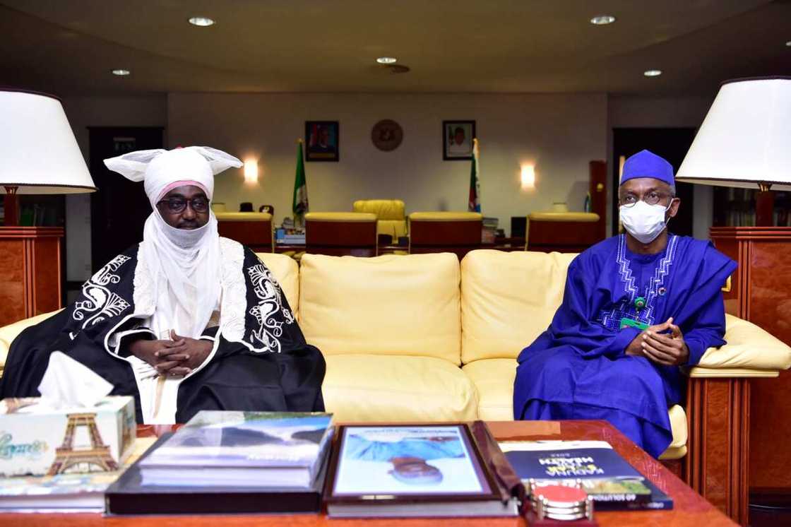 Hotunan ganawar Sarkin Zazzau da Gwamna Nasir El-Rufai a Kaduna Hotunan ganawar Sarkin Zazzau da Gwamna Nasir El-Rufai a Kaduna