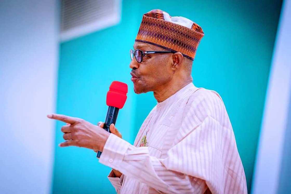 Presidential appointment: Report claims 103 out of Buhari's 190 appointees come from south, Nigerians react Presidential appointment: Report claims 103 out of Buhari's 190 appointees come from south, Nigerians react