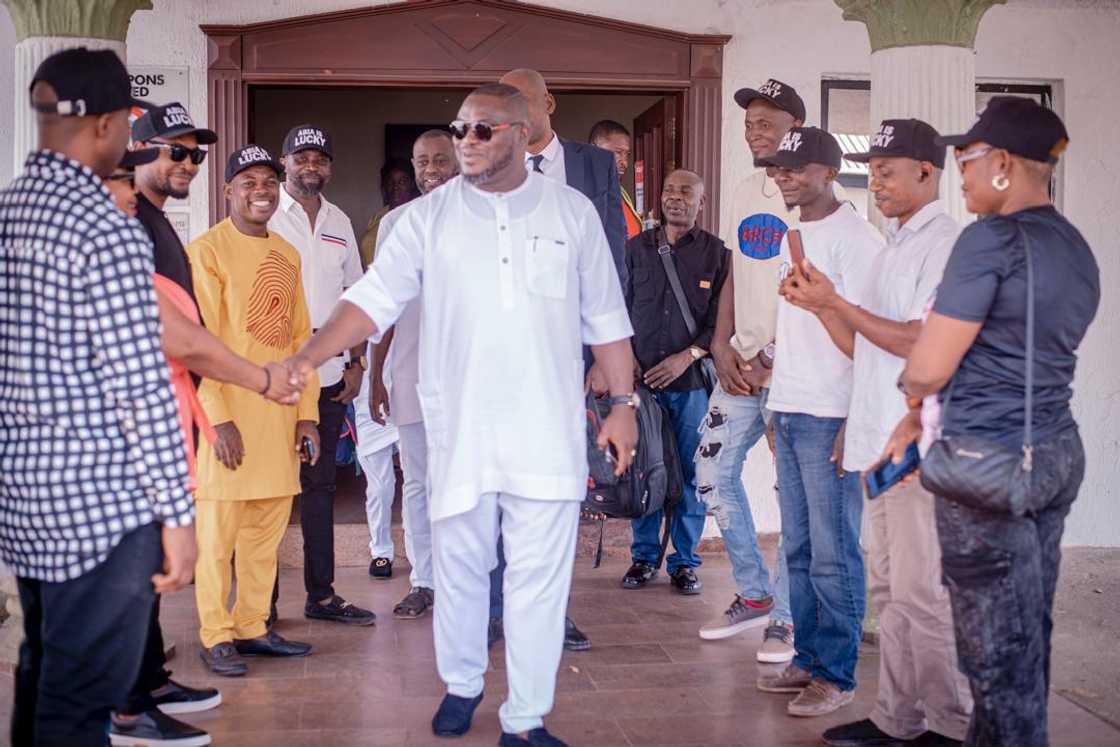 Mayor Lucky Igbokwe Receives Hero’s Welcome as Ohuhu Youth Forum Unity Cup Enters Final Stages Mayor Lucky Igbokwe Receives Hero’s Welcome as Ohuhu Youth Forum Unity Cup Enters Final Stages