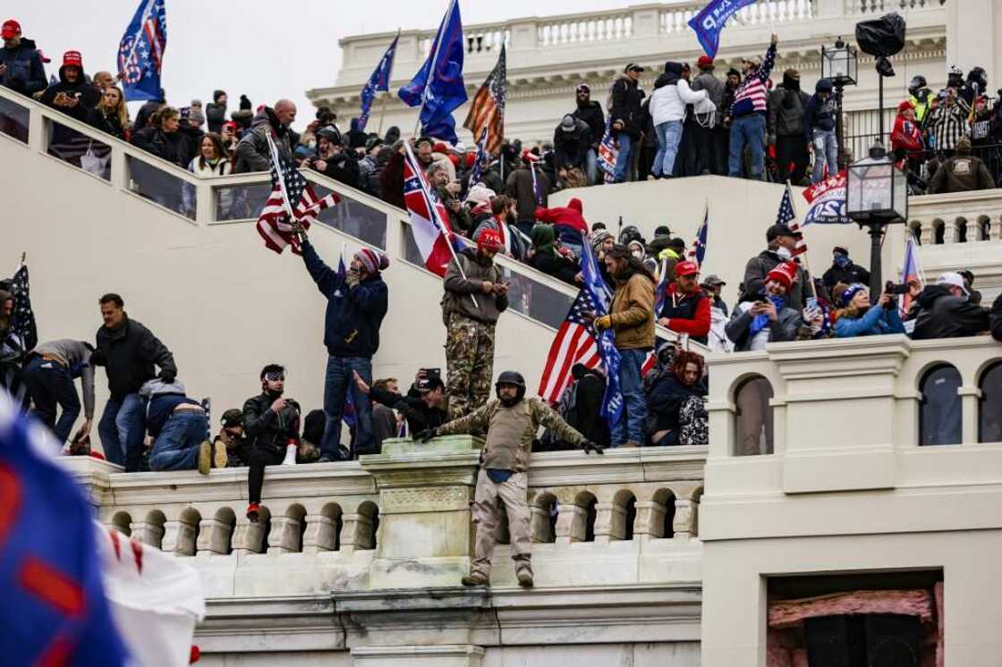 Pro-Trump supporters storm the U.S. Capitol on January 6, 2021 Pro-Trump supporters storm the U.S. Capitol on January 6, 2021