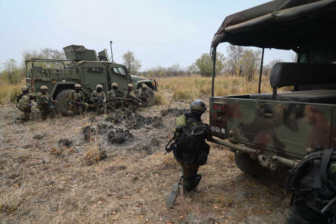 Sojojin Ghana sun kama mutane 10 bayan 'yan bindiga sun farmaki ayarin dakarunsu