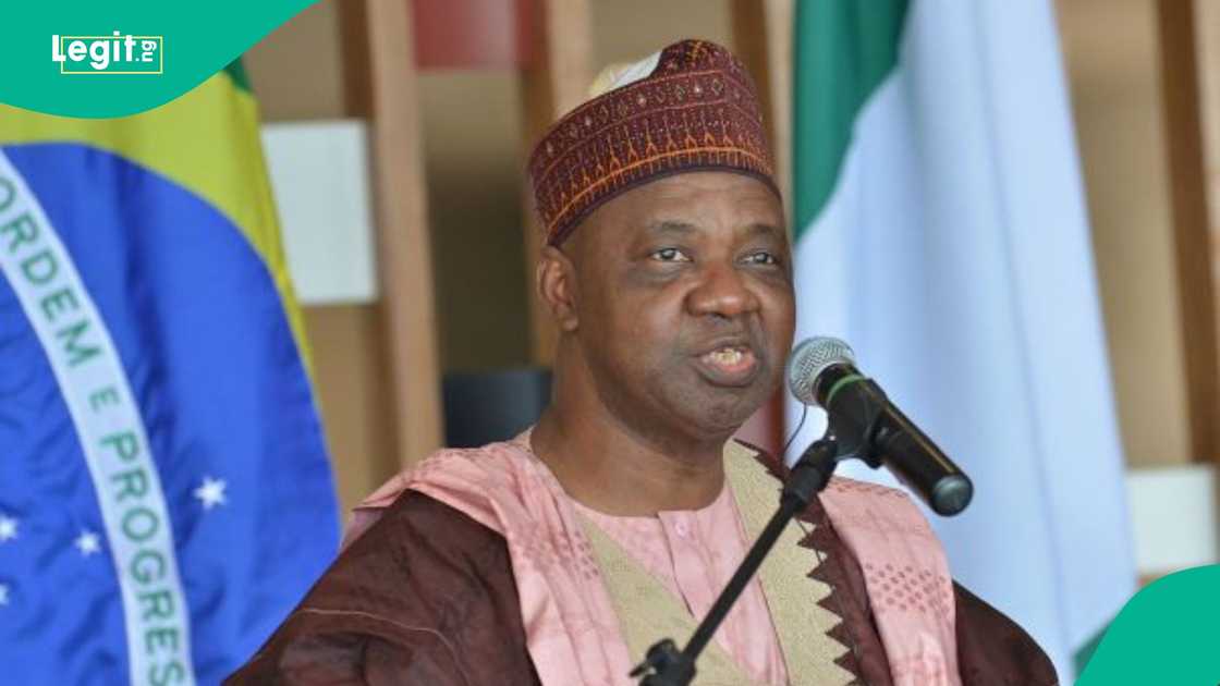 Former Vice President Namadi Sambo has dumped the PDP for the APC. Former Vice President Namadi Sambo has dumped the PDP for the APC.