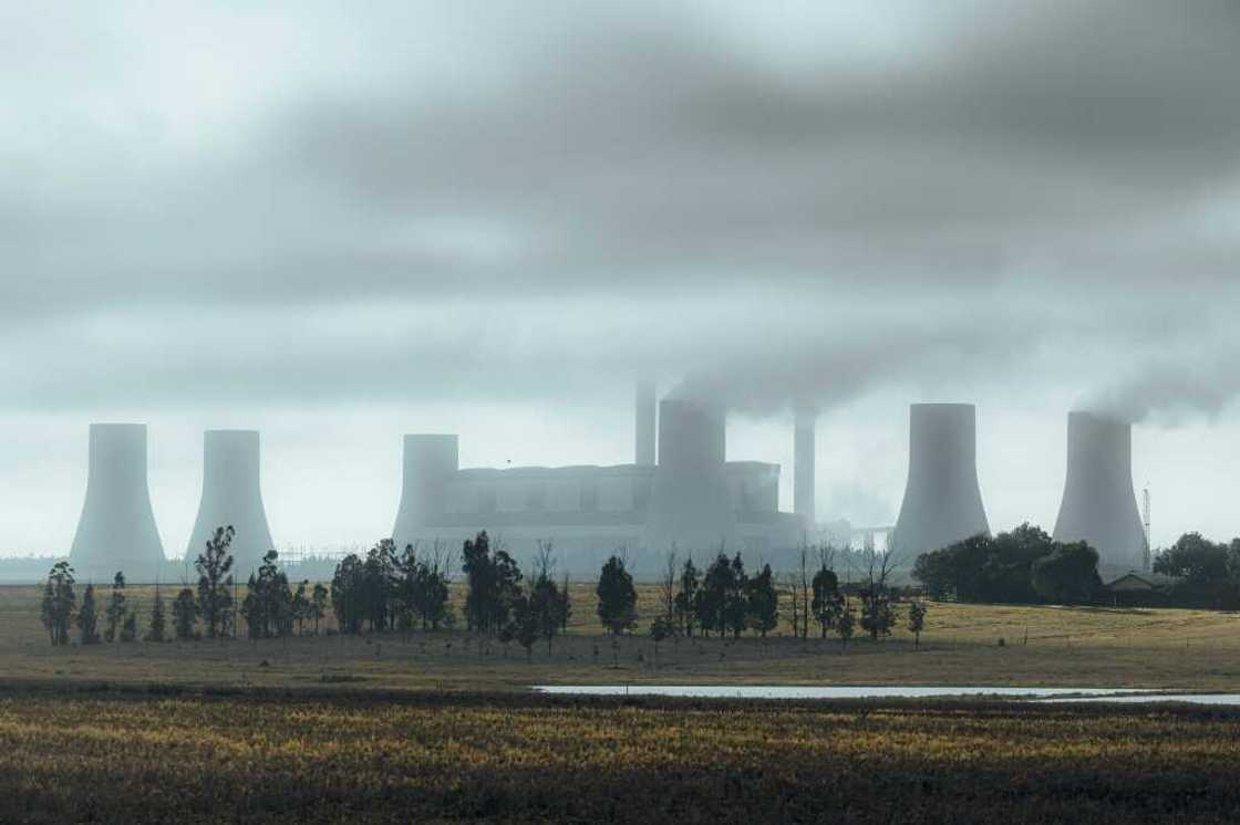 Decarbonizing the global economy entails rapidly phasing out coal-fired power Decarbonizing the global economy entails rapidly phasing out coal-fired power