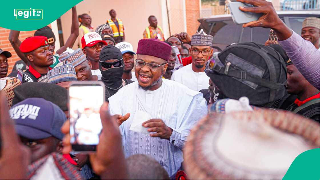 Sheikh Isa Ali Pantami ya sabunta rajistar zama dan jam'iyyar APC a Gombe.