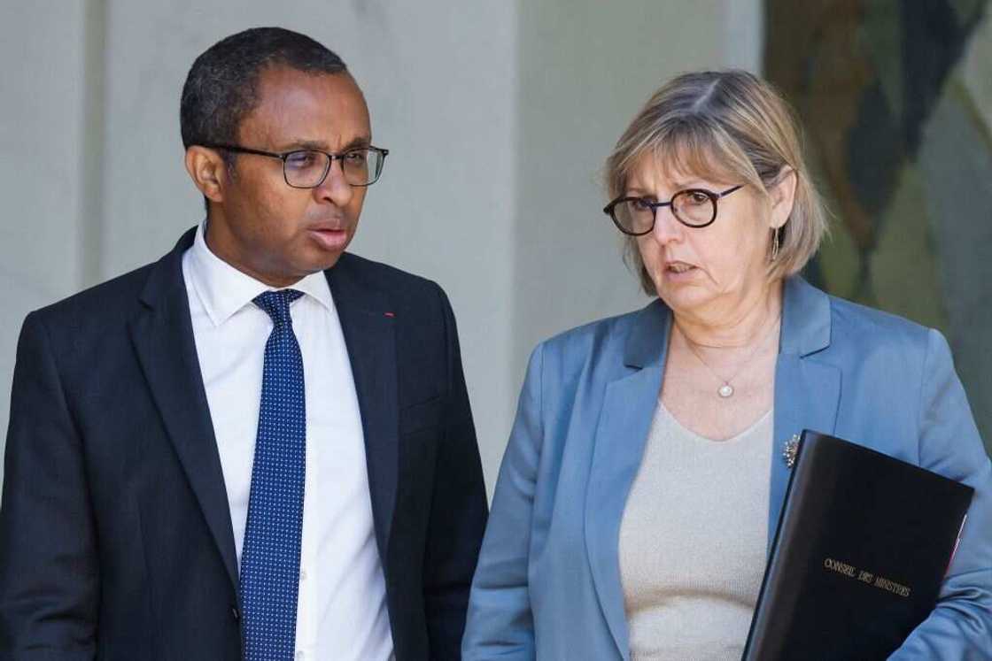Pap Ndiaye et Sylvie Retailleau sortant de l'Elysée Pap Ndiaye et Sylvie Retailleau sortant de l'Elysée