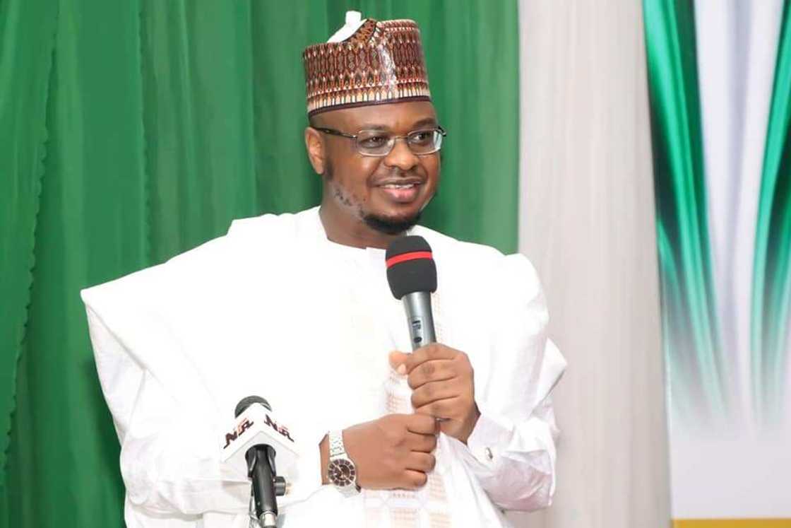 NIN-SIM linkage: Chaos at registration centres ahead of October 31 deadline NIN-SIM linkage: Chaos at registration centres ahead of October 31 deadline