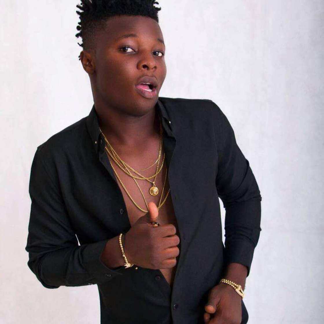 Wale Turner - Bosi ft. Olamide lyrics Wale Turner - Bosi ft. Olamide lyrics