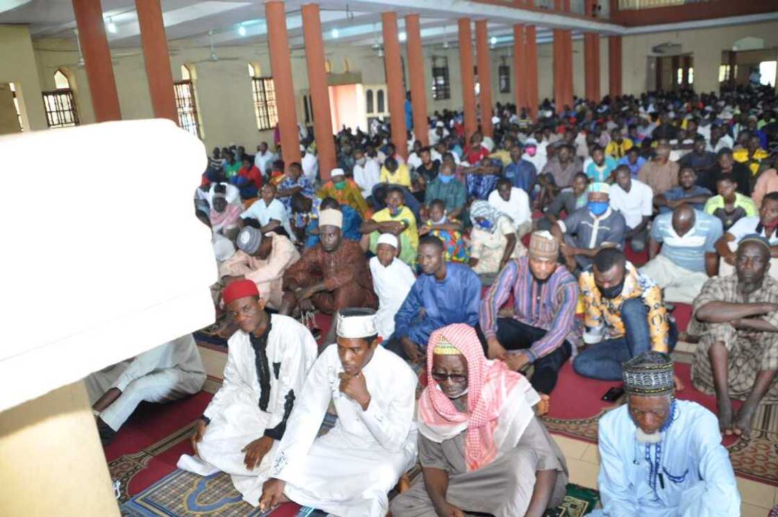 Hudubar Murtadha Gusau: Babu rikici ko ta'addanci a addinin Musulunci Hudubar Murtadha Gusau: Babu rikici ko ta'addanci a addinin Musulunci