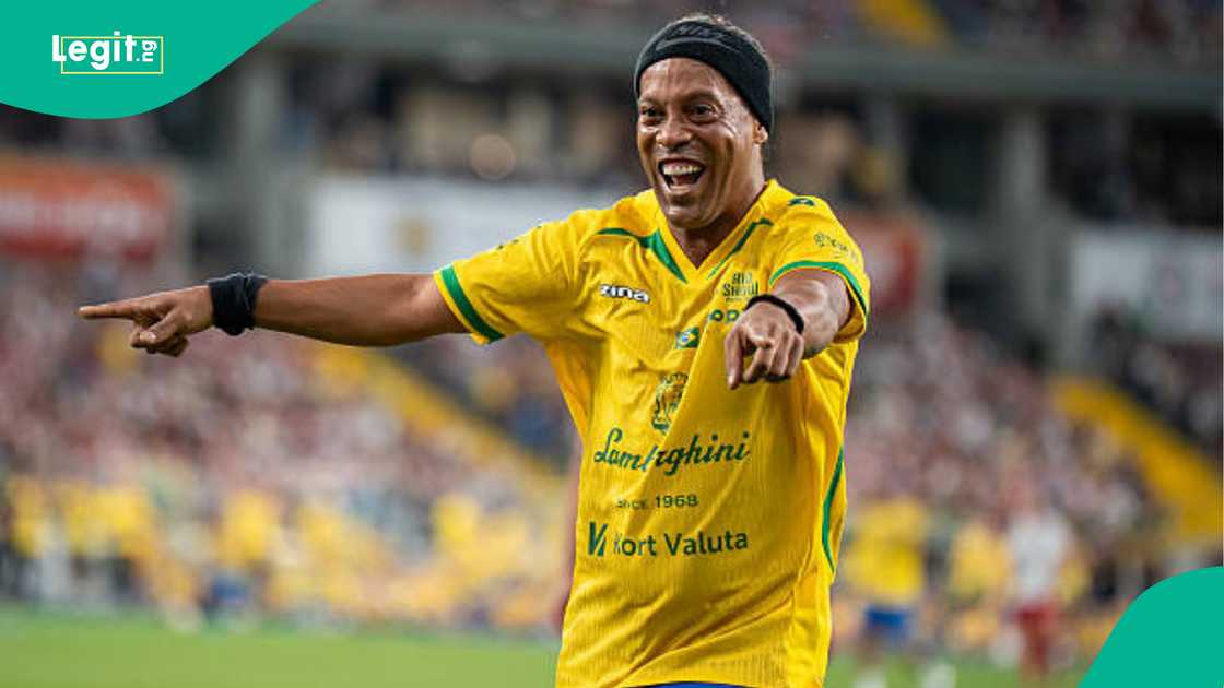 Ronaldinho, Okocha, Nigeria, Barceona, PSG Ronaldinho, Okocha, Nigeria, Barceona, PSG