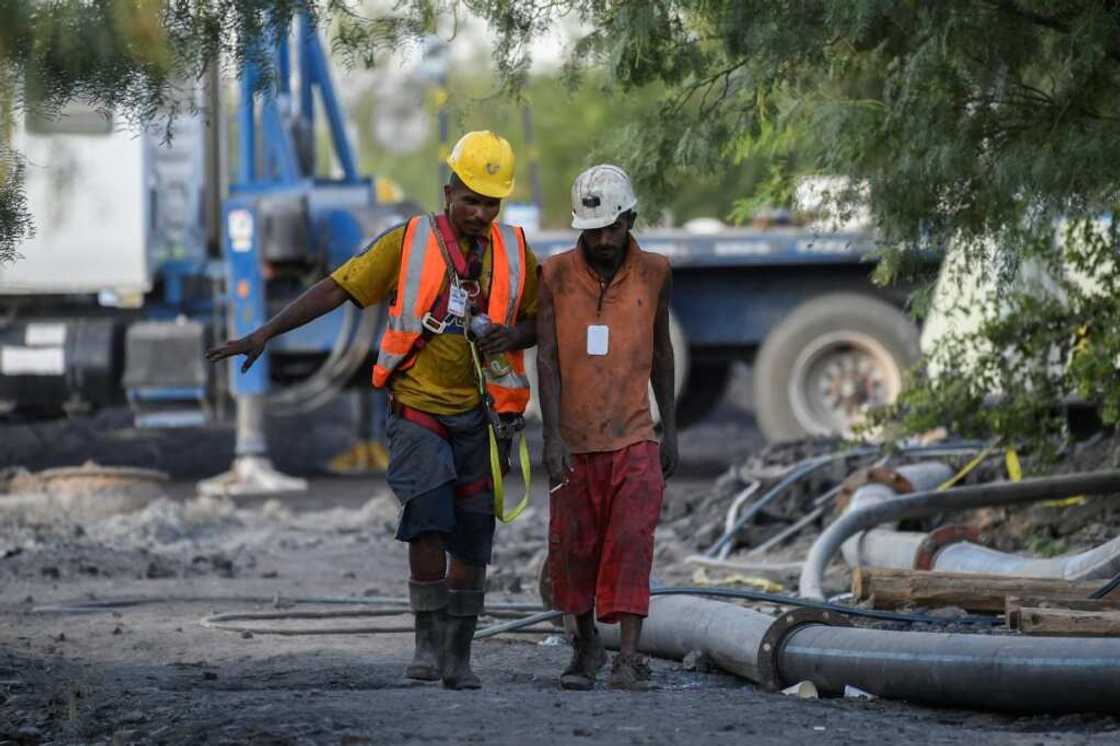 Volunteer miners take part in a rescue operation in northern Mexico Volunteer miners take part in a rescue operation in northern Mexico