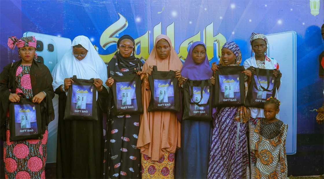 Infinix Nigeria Spreads Joy This Sallah with CSR and Customer Rewards Infinix Nigeria Spreads Joy This Sallah with CSR and Customer Rewards