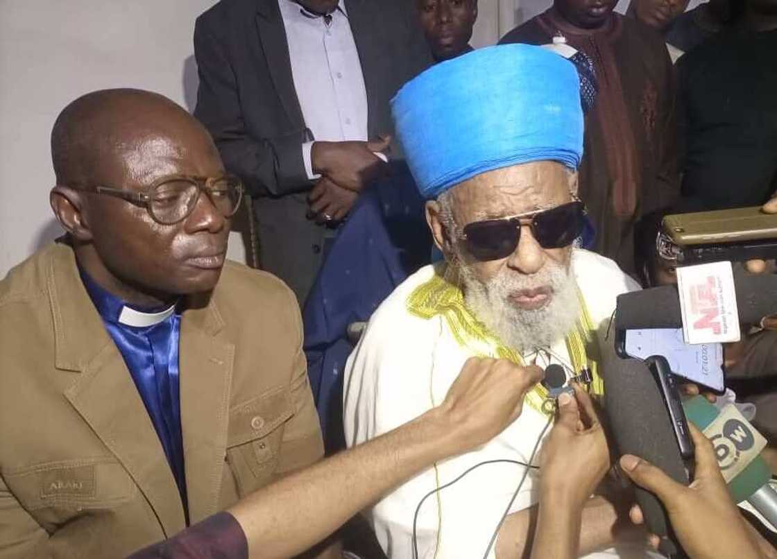 Sheikh Dahiru Bauchi ya yi buda-baki da tawagar fastocin jihohi 19 na arewa