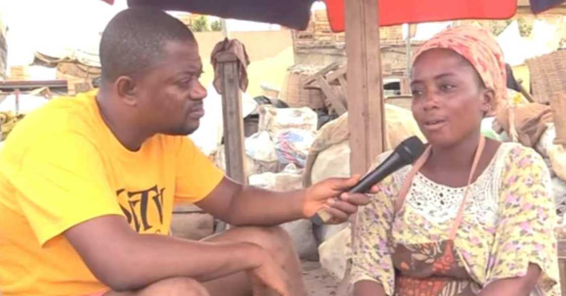 Educated lady who has worked in 4 companies says selling at the market is better Educated lady who has worked in 4 companies says selling at the market is better