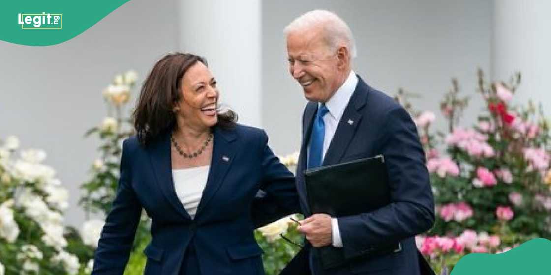  Kamala Harris speaks after President Joe Biden passed the torch to her