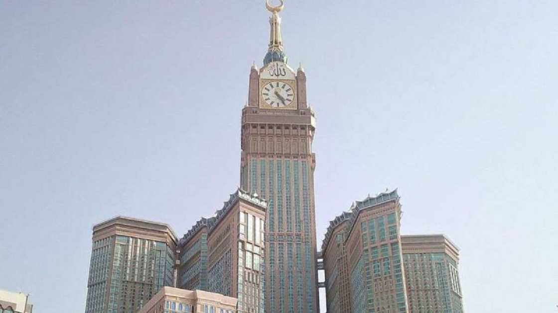 Hotunan gine-gine 10 mafi darajar kudi a fadin duniya, Ka'aba ne na 1 Hotunan gine-gine 10 mafi darajar kudi a fadin duniya, Ka'aba ne na 1