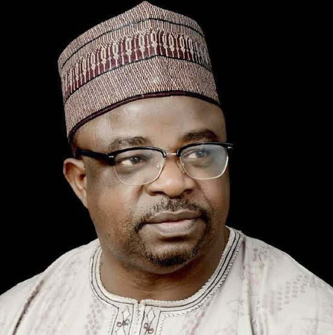 Gwamnatin Najeriya ta na neman Shugaban Majalisar Kano kan saba dokar COVID-19 Gwamnatin Najeriya ta na neman Shugaban Majalisar Kano kan saba dokar COVID-19