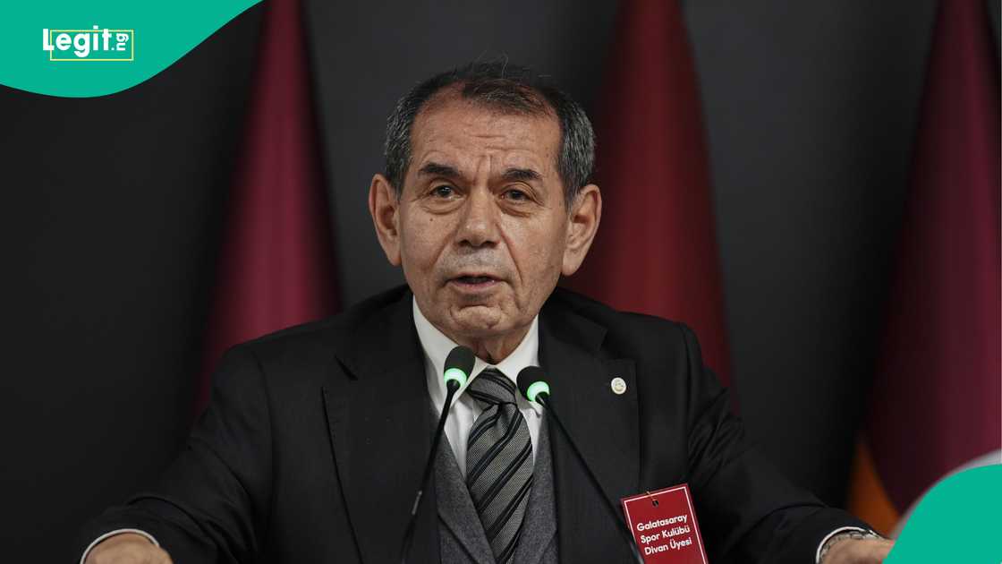 Dursun Ozbek, Galatasaray, Victor Osimhen, Istanbul, Turkiye. Dursun Ozbek, Galatasaray, Victor Osimhen, Istanbul, Turkiye.