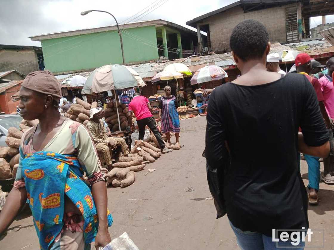 Yam sellers, Lagos market Yam sellers, Lagos market