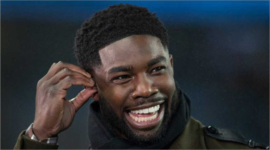 Former Manchester City star flashes his PL medal to troll Liverpool legend who spent 17 years at Anfied Former Manchester City star flashes his PL medal to troll Liverpool legend who spent 17 years at Anfied