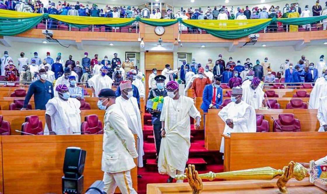 Lagos governor Sanwo-Olu presents N1.2trn budget for 2021 Lagos governor Sanwo-Olu presents N1.2trn budget for 2021