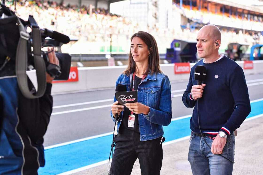 Margot Laffite présentant une émission TV Margot Laffite présentant une émission TV