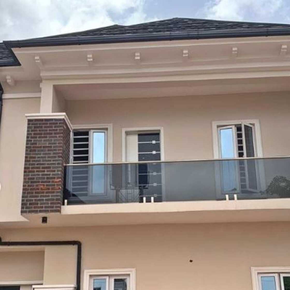 Just a little thank you for mama - Teen actress Regina Daniel gifts her mother a house (photos) Just a little thank you for mama - Teen actress Regina Daniel gifts her mother a house (photos)