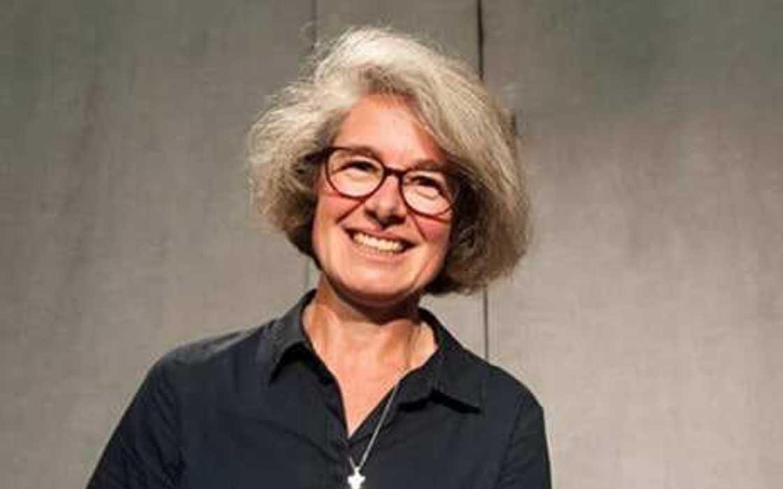 Pope Francis breaks tradition, appoints first woman to the Synod of Bishops Pope Francis breaks tradition, appoints first woman to the Synod of Bishops