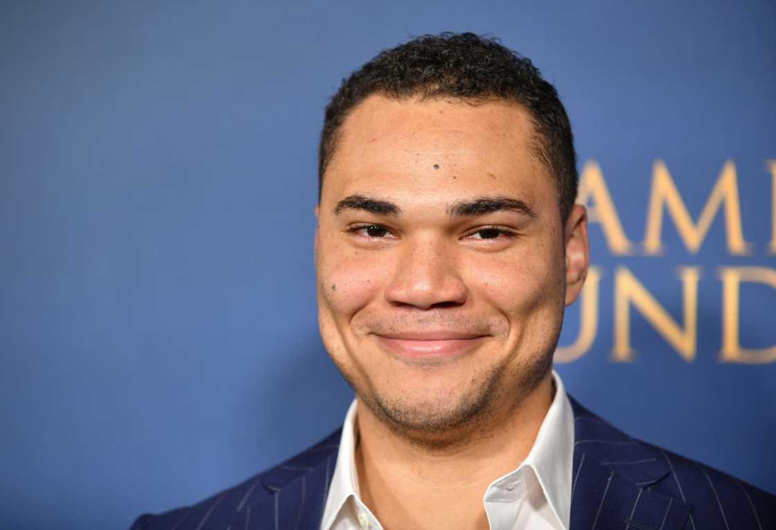 Holly Rowe's son McKylin Rowe is an actor and writer. Holly Rowe's son McKylin Rowe is an actor and writer.