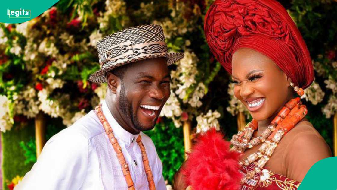 A Nigerian man, Onaimor Great, rolls on the floor as he welcomed his first child after three years of marriage.