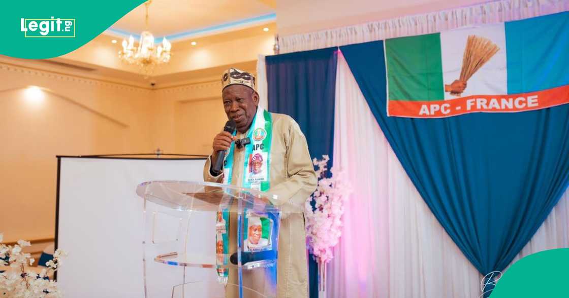 Shugaban APC, Ganduje. Shugaban APC, Ganduje.