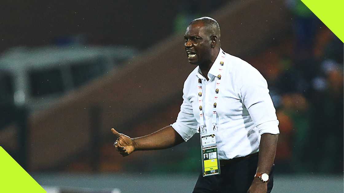 Augustine Eguavoen coaching Nigeria at AFCON 2021.