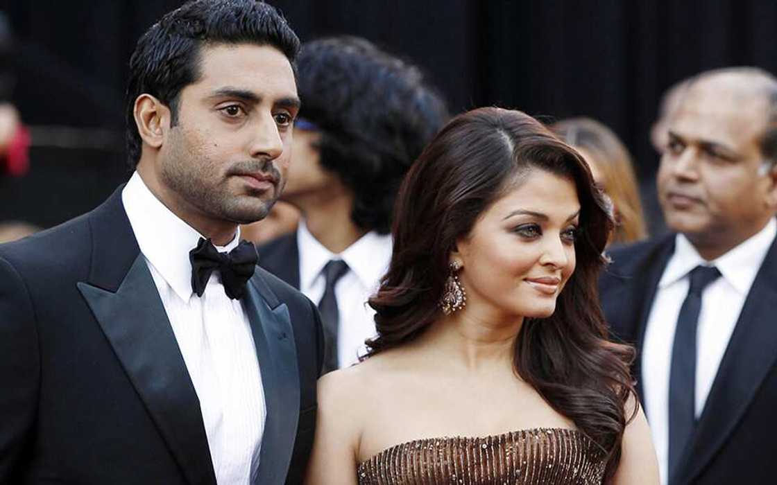 Deepika Padukone, Taylor Swift, da sauran Matan da aka sallamawa a kyau Deepika Padukone, Taylor Swift, da sauran Matan da aka sallamawa a kyau