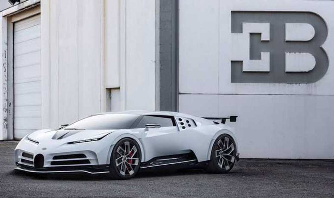 Bugatti Centodieci Bugatti Centodieci