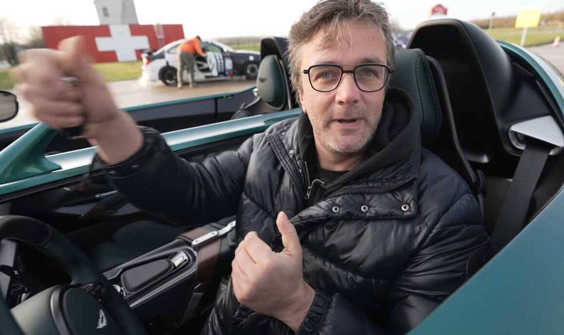 POG : comment le youtubeur François Dequidt a-t-il fait fortune ? POG : comment le youtubeur François Dequidt a-t-il fait fortune ?